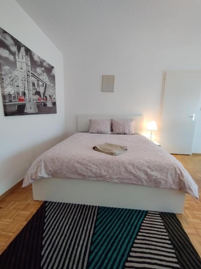 Studio, 4-7 Mins To Bern Main Station By Train Lägenhet Exteriör bild